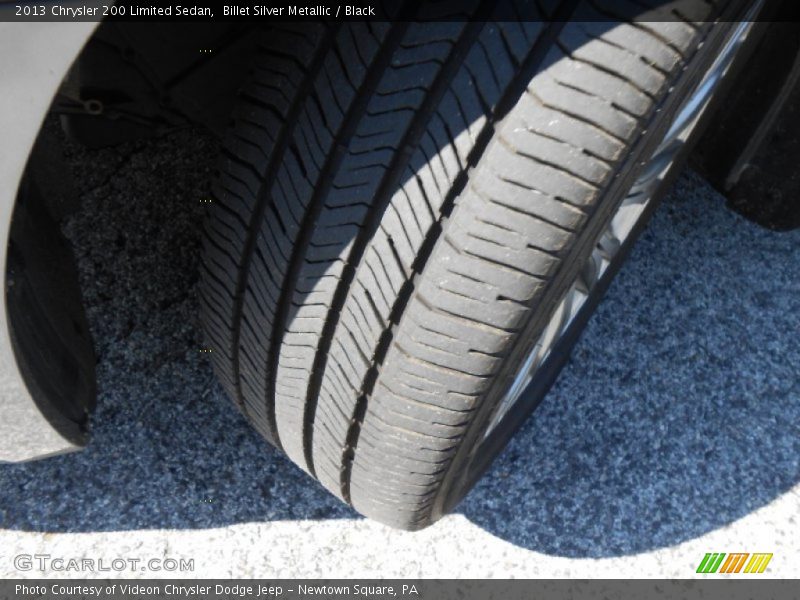 Billet Silver Metallic / Black 2013 Chrysler 200 Limited Sedan