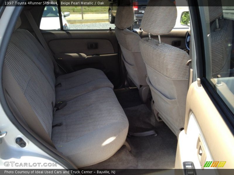 Beige Pearl Metallic / Oak 1997 Toyota 4Runner SR5 4x4