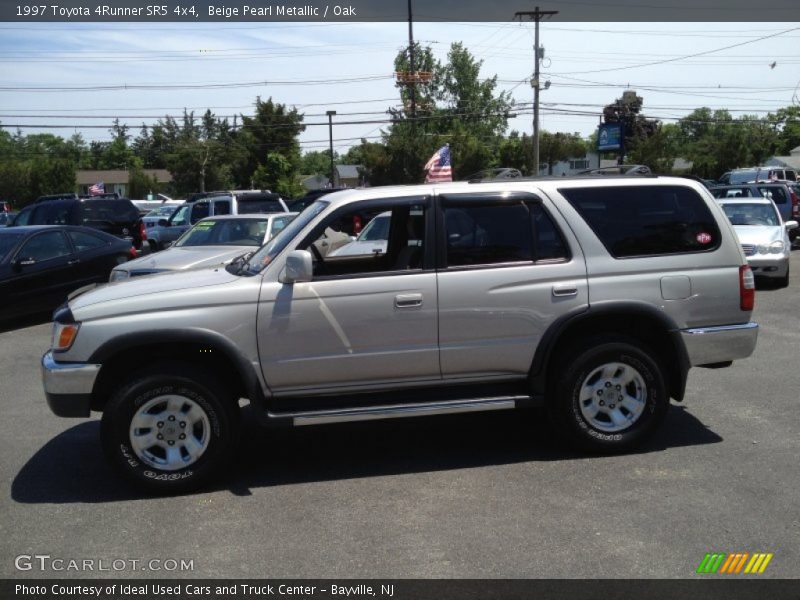 Beige Pearl Metallic / Oak 1997 Toyota 4Runner SR5 4x4