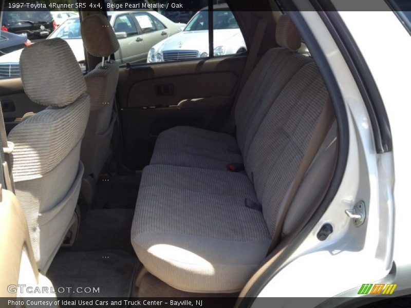 Beige Pearl Metallic / Oak 1997 Toyota 4Runner SR5 4x4