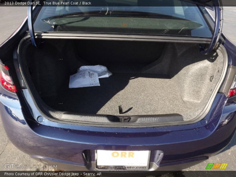 True Blue Pearl Coat / Black 2013 Dodge Dart SE