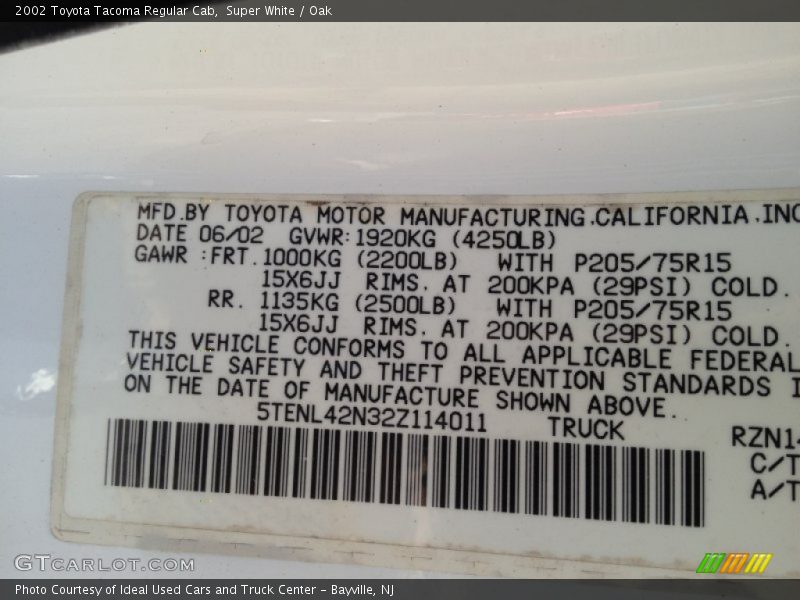 Super White / Oak 2002 Toyota Tacoma Regular Cab