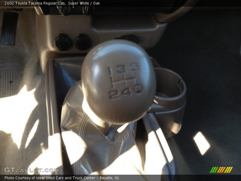Super White / Oak 2002 Toyota Tacoma Regular Cab