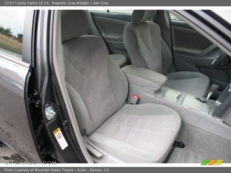Magnetic Gray Metallic / Ash Gray 2010 Toyota Camry LE V6