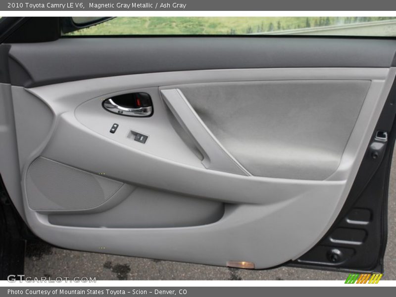 Magnetic Gray Metallic / Ash Gray 2010 Toyota Camry LE V6