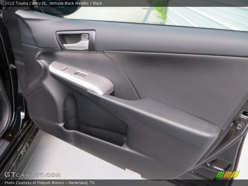 Attitude Black Metallic / Black 2013 Toyota Camry SE