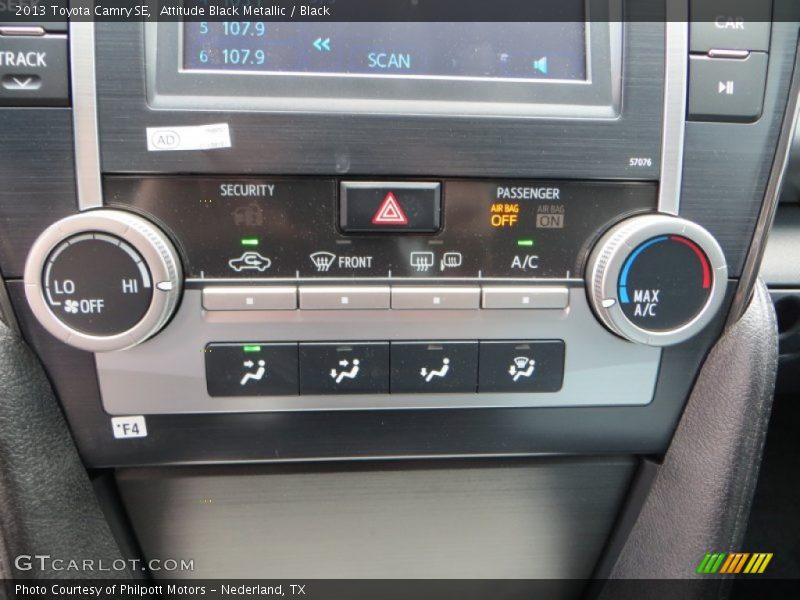 Attitude Black Metallic / Black 2013 Toyota Camry SE