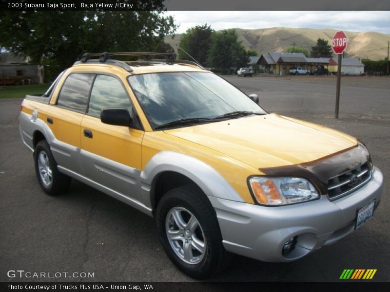 Front 3/4 View of 2003 Baja Sport