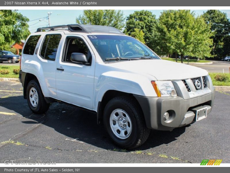 Avalanche White / Graphite 2007 Nissan Xterra X 4x4