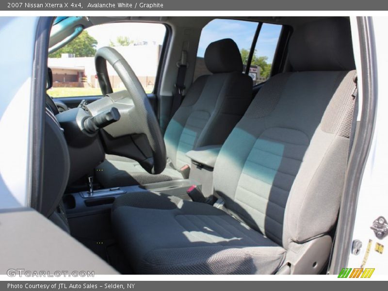 Avalanche White / Graphite 2007 Nissan Xterra X 4x4