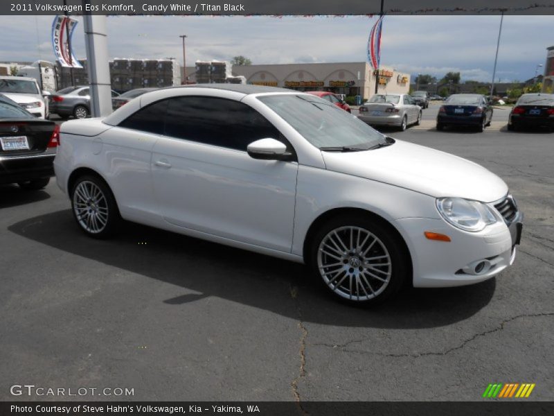 Candy White / Titan Black 2011 Volkswagen Eos Komfort