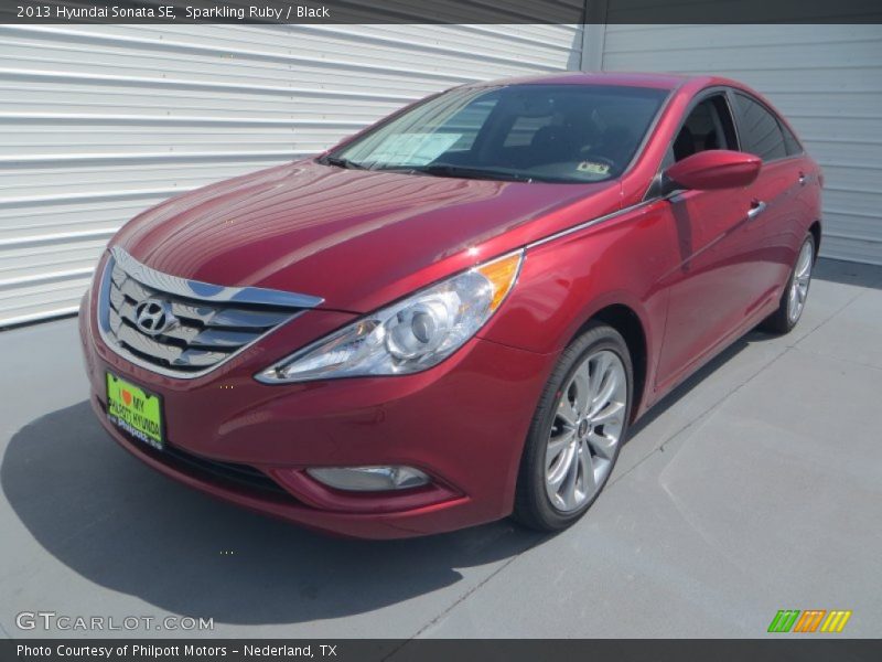 Sparkling Ruby / Black 2013 Hyundai Sonata SE
