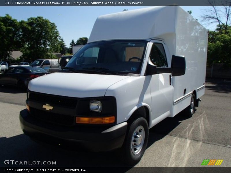 Front 3/4 View of 2013 Express Cutaway 3500 Utility Van