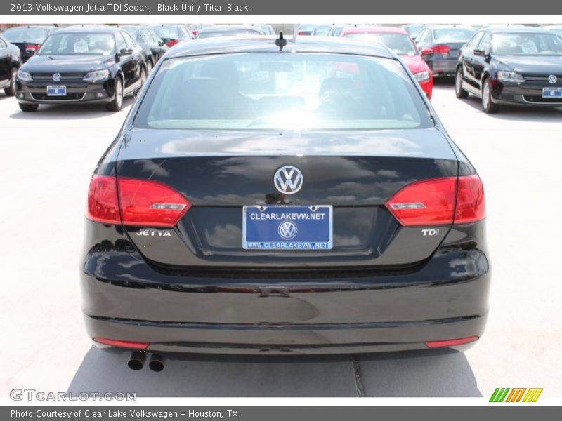 Black Uni / Titan Black 2013 Volkswagen Jetta TDI Sedan