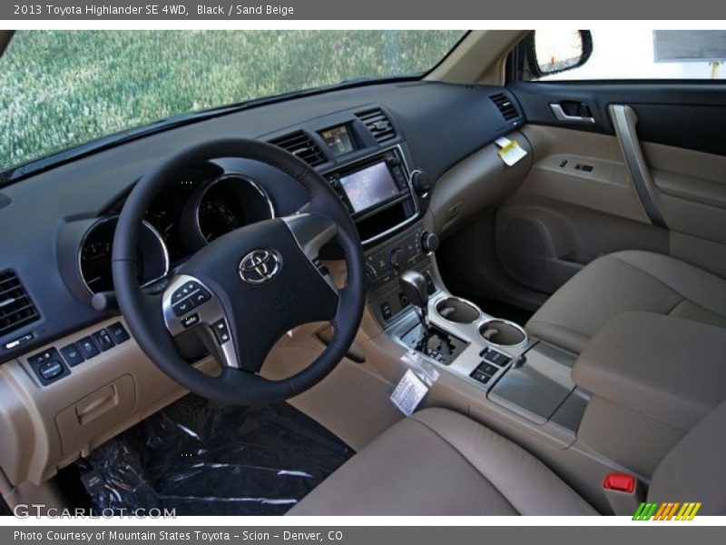Black / Sand Beige 2013 Toyota Highlander SE 4WD