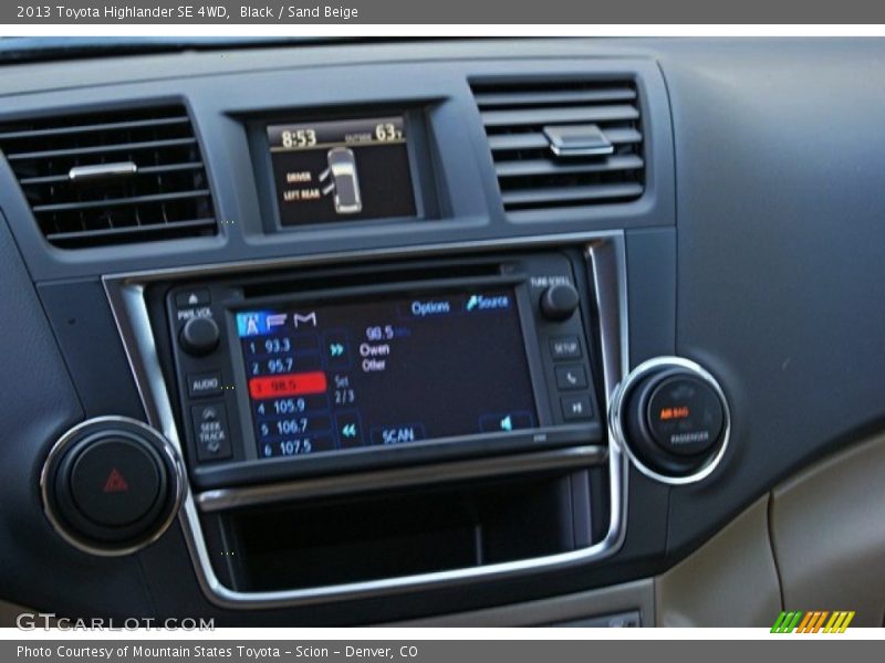 Black / Sand Beige 2013 Toyota Highlander SE 4WD
