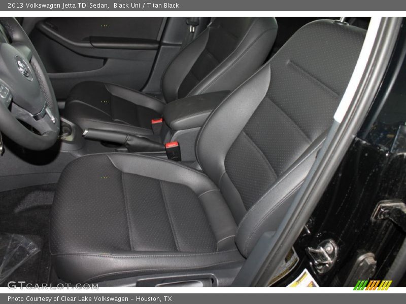 Black Uni / Titan Black 2013 Volkswagen Jetta TDI Sedan