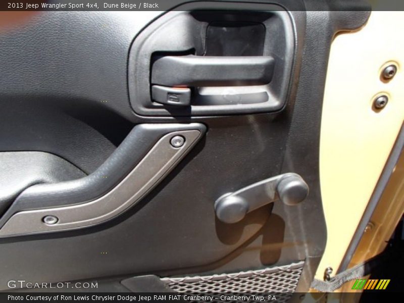 Dune Beige / Black 2013 Jeep Wrangler Sport 4x4