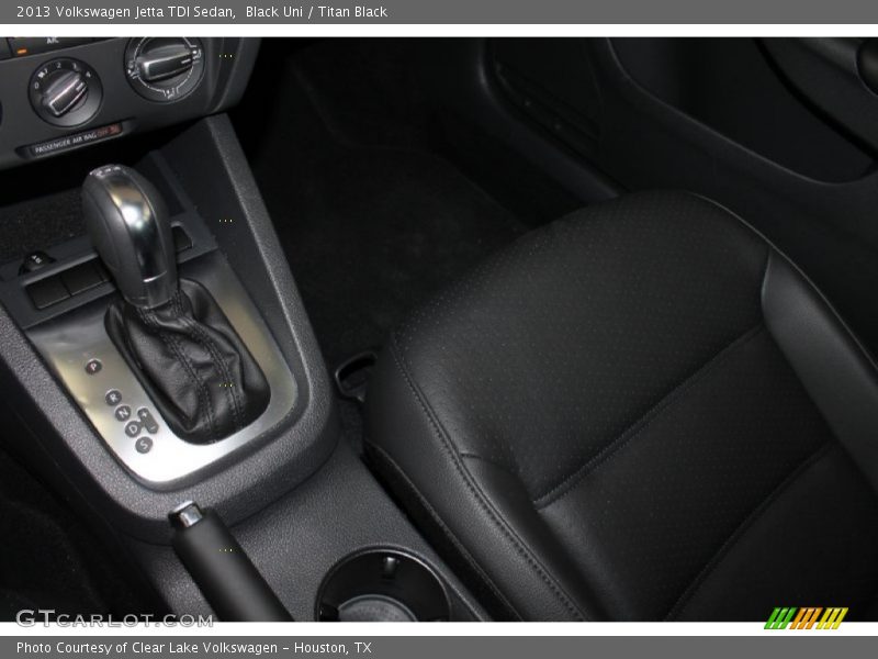 Black Uni / Titan Black 2013 Volkswagen Jetta TDI Sedan