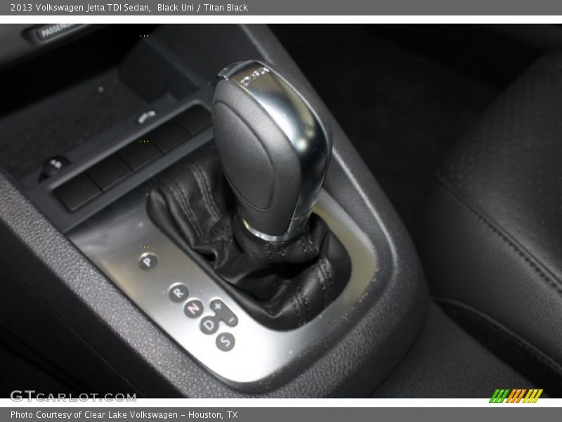Black Uni / Titan Black 2013 Volkswagen Jetta TDI Sedan