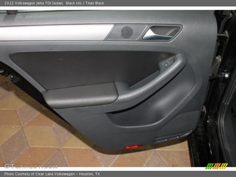 Black Uni / Titan Black 2013 Volkswagen Jetta TDI Sedan