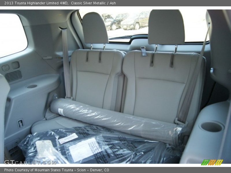 Classic Silver Metallic / Ash 2013 Toyota Highlander Limited 4WD