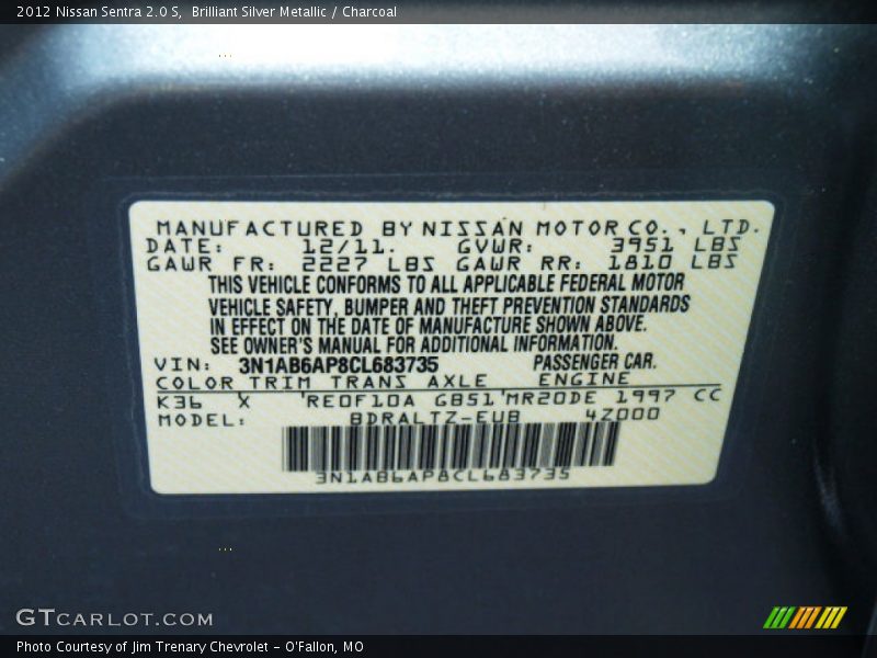 Brilliant Silver Metallic / Charcoal 2012 Nissan Sentra 2.0 S