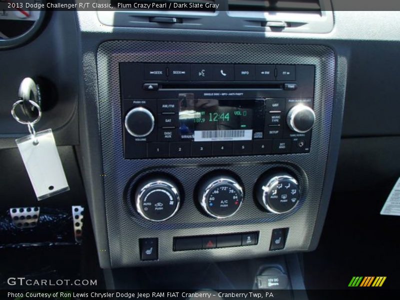 Controls of 2013 Challenger R/T Classic