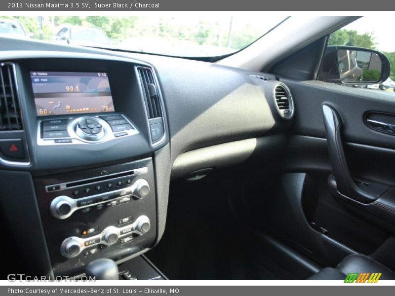 Super Black / Charcoal 2013 Nissan Maxima 3.5 SV