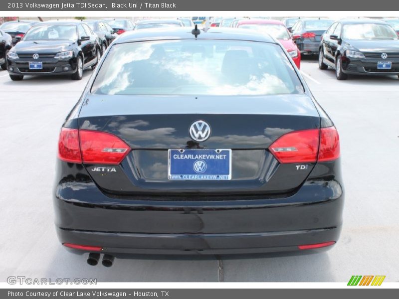 Black Uni / Titan Black 2013 Volkswagen Jetta TDI Sedan