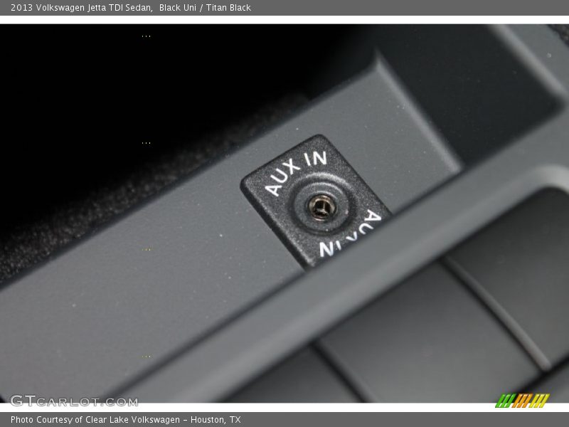 Black Uni / Titan Black 2013 Volkswagen Jetta TDI Sedan