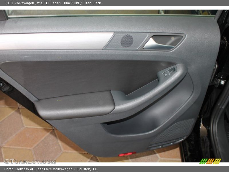 Black Uni / Titan Black 2013 Volkswagen Jetta TDI Sedan