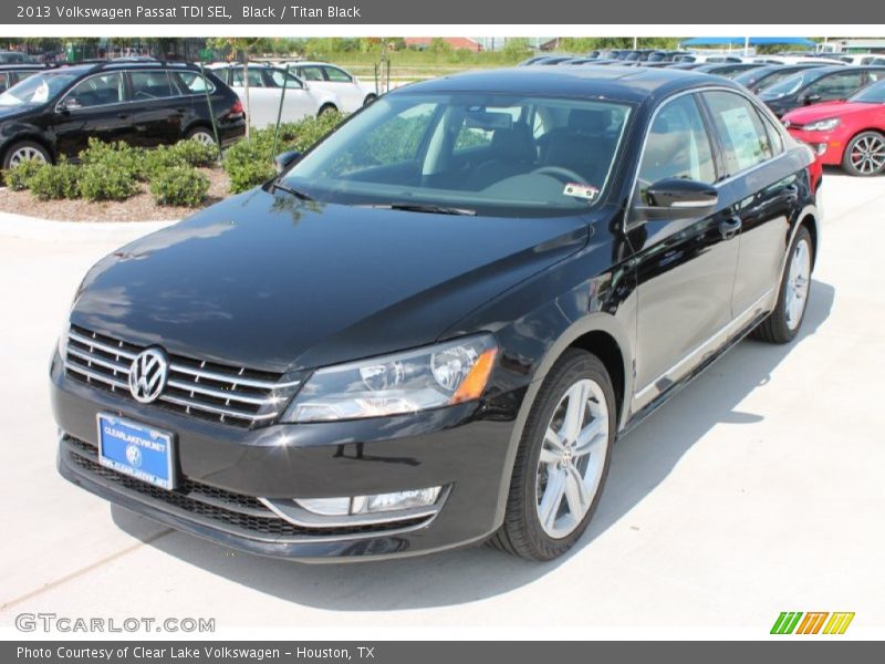 Black / Titan Black 2013 Volkswagen Passat TDI SEL