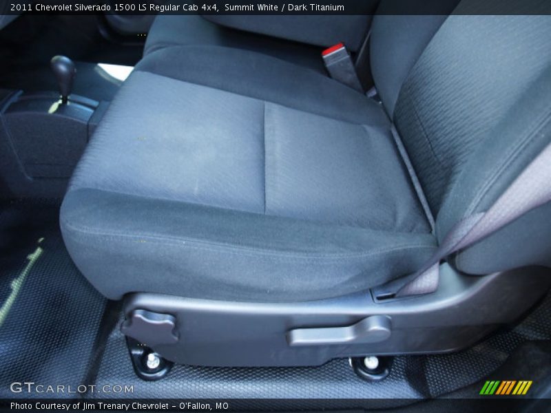 Summit White / Dark Titanium 2011 Chevrolet Silverado 1500 LS Regular Cab 4x4
