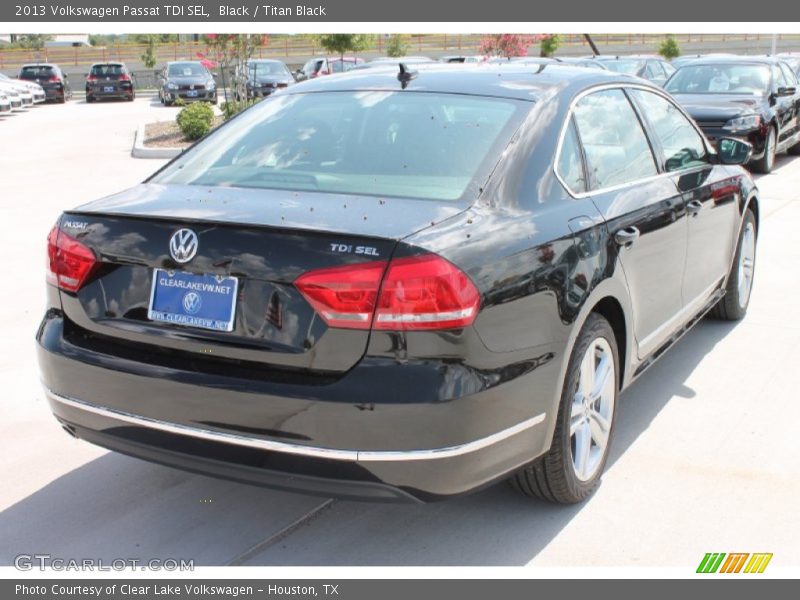 Black / Titan Black 2013 Volkswagen Passat TDI SEL