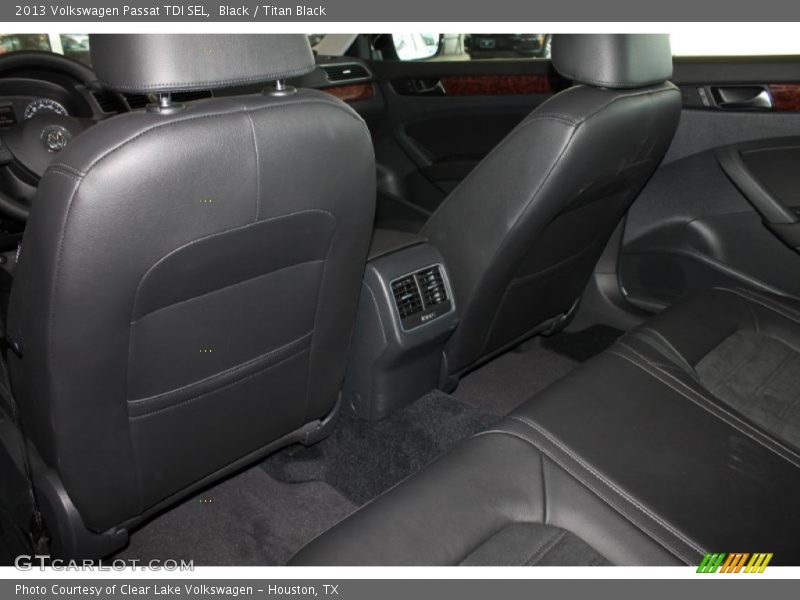 Black / Titan Black 2013 Volkswagen Passat TDI SEL