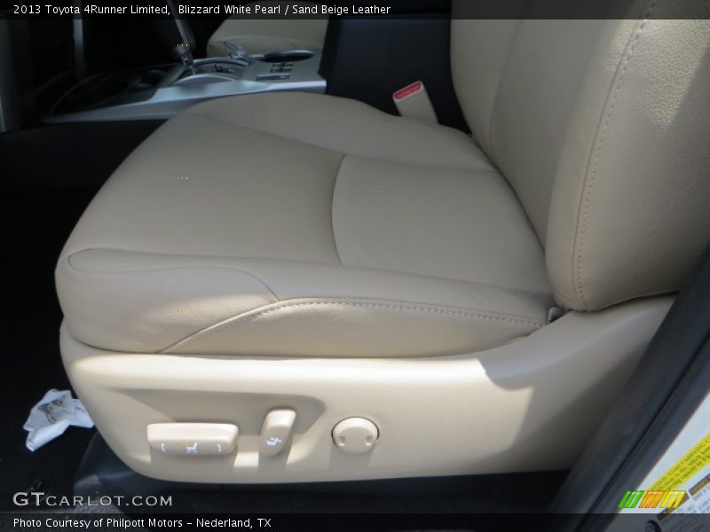 Blizzard White Pearl / Sand Beige Leather 2013 Toyota 4Runner Limited