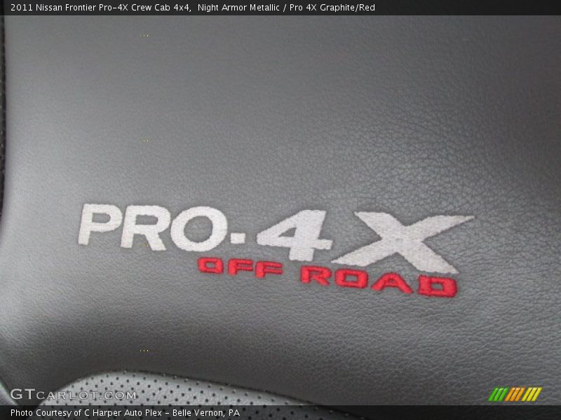 Night Armor Metallic / Pro 4X Graphite/Red 2011 Nissan Frontier Pro-4X Crew Cab 4x4