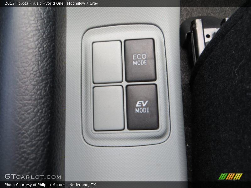 Moonglow / Gray 2013 Toyota Prius c Hybrid One
