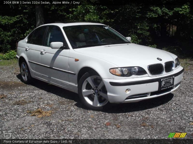 Alpine White / Grey 2004 BMW 3 Series 330xi Sedan