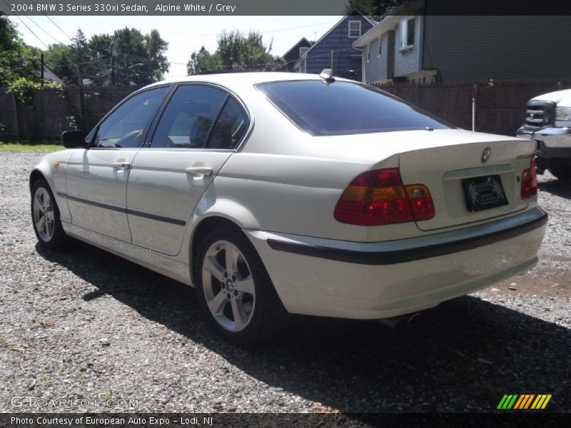 Alpine White / Grey 2004 BMW 3 Series 330xi Sedan