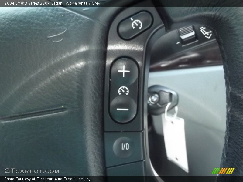 Controls of 2004 3 Series 330xi Sedan