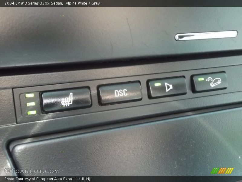 Controls of 2004 3 Series 330xi Sedan