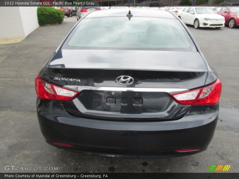 Pacific Blue Pearl / Gray 2013 Hyundai Sonata GLS