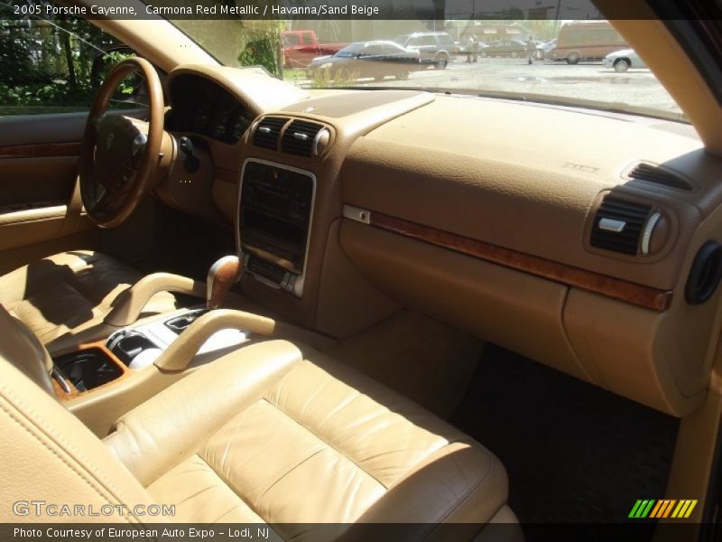 Carmona Red Metallic / Havanna/Sand Beige 2005 Porsche Cayenne
