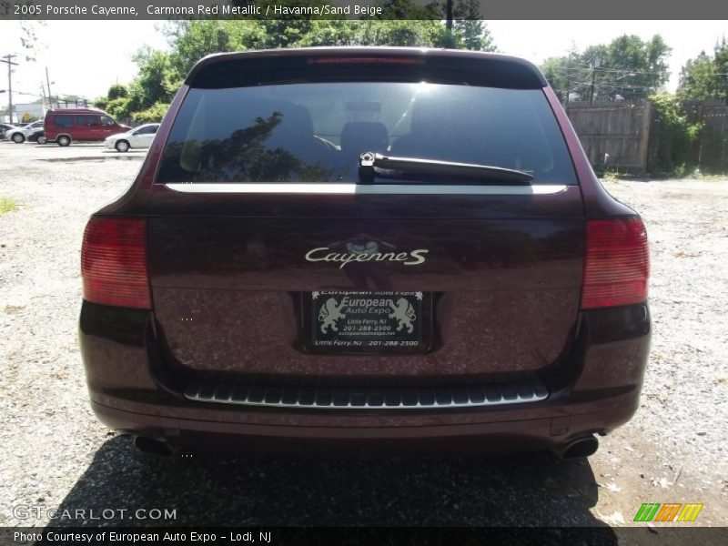 Carmona Red Metallic / Havanna/Sand Beige 2005 Porsche Cayenne