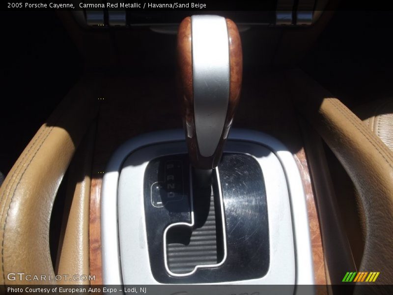 Carmona Red Metallic / Havanna/Sand Beige 2005 Porsche Cayenne