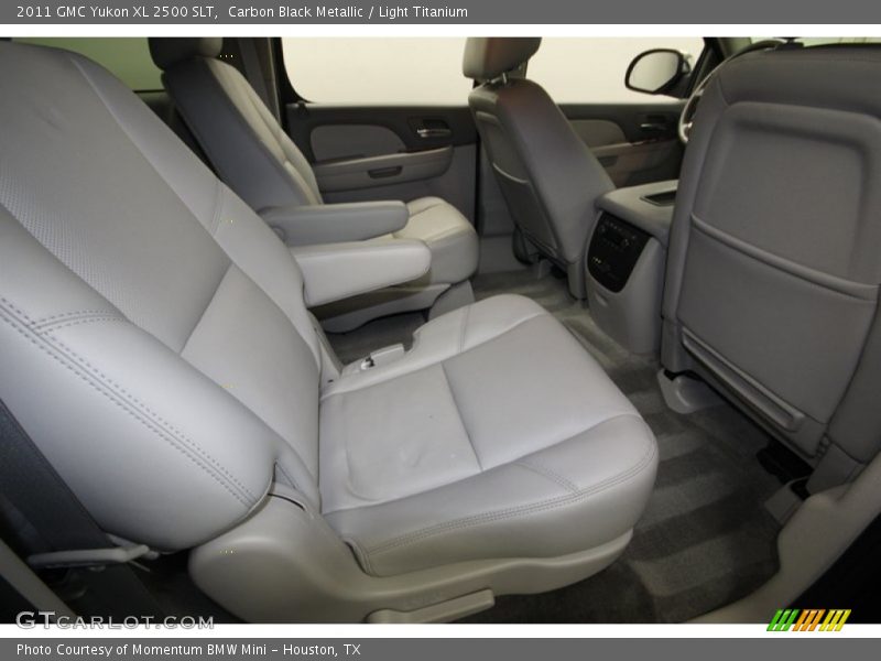 Carbon Black Metallic / Light Titanium 2011 GMC Yukon XL 2500 SLT