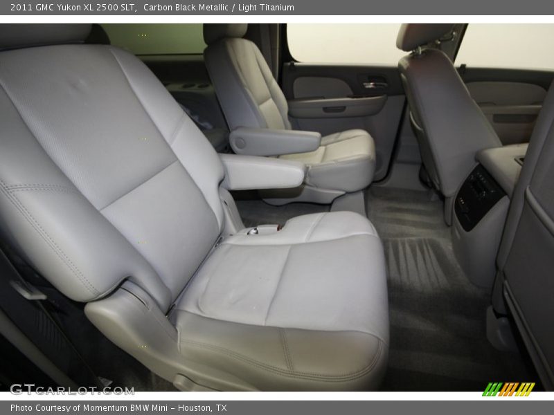 Carbon Black Metallic / Light Titanium 2011 GMC Yukon XL 2500 SLT