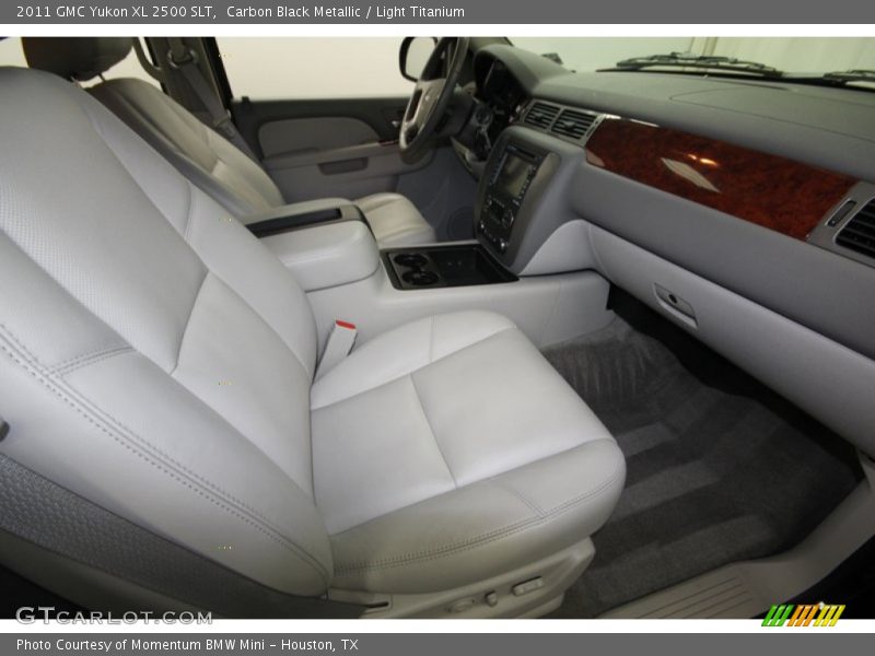 Carbon Black Metallic / Light Titanium 2011 GMC Yukon XL 2500 SLT